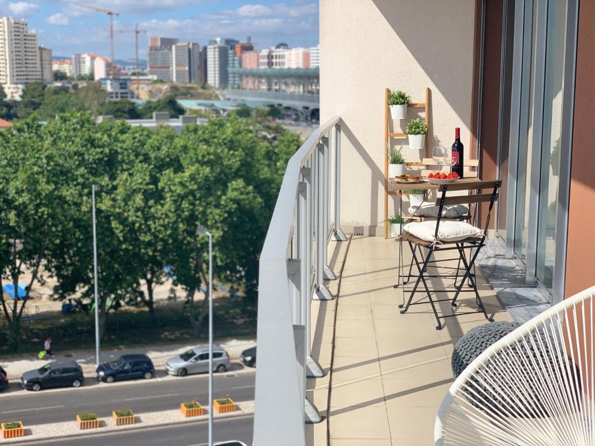 Charming Apartment With Balcony & Pool Lisboa Exterior foto